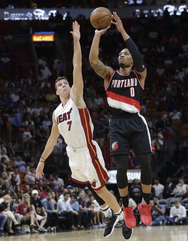 现实下的一 现实下的一