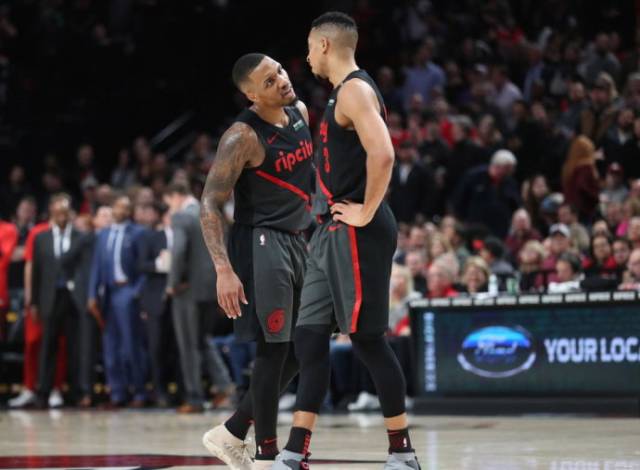 都在这场对 都在这场对