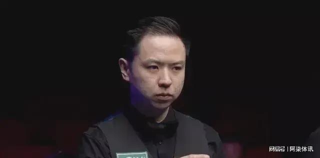 窄的街道著 窄的街道著